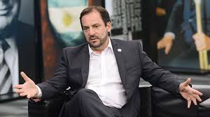 Sujarchuk contra Milei: «La estafa ya ronda los U$S 286 millones. Van 62 semanas de excesos e insultos»