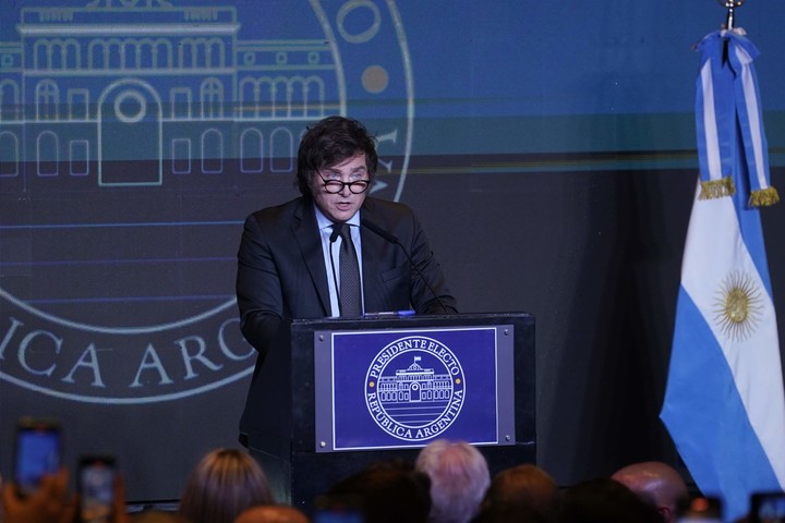 El gobierno apuesta al diálogo con gobernadores para destrabar la ley bases