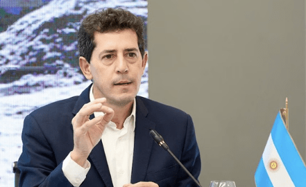 Wado de Pedro impulsa una ley para impedir la privatización de&nbsp;AySA