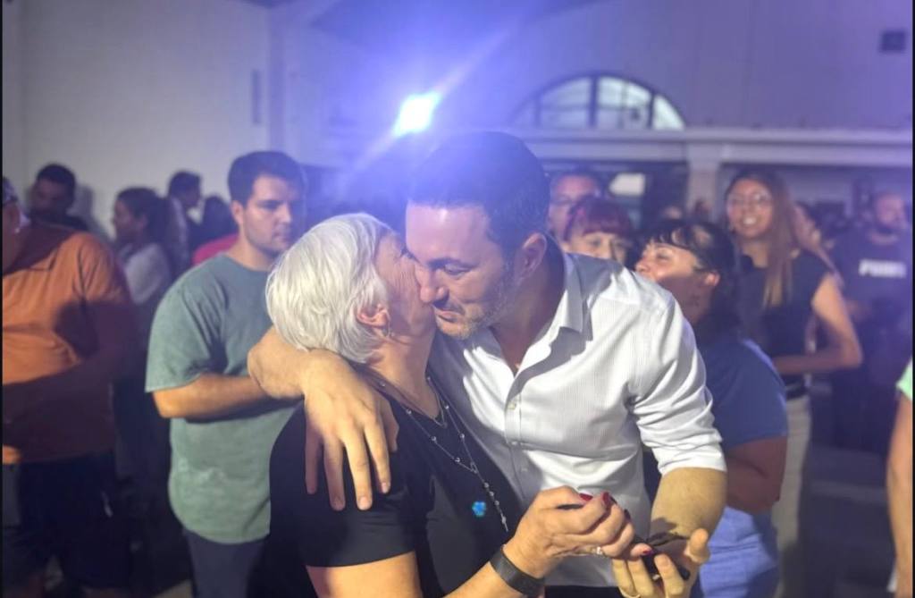 Rodeado de militantes en Mendoza, Petri celebró la victoria y aseguró: “Las urnas fueron claras: el rumbo es la&nbsp;libertad”