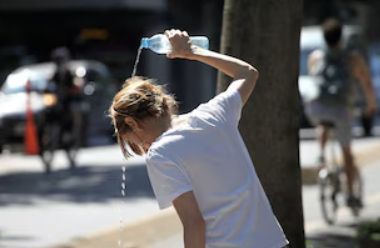 Más de 80 personas fueron asistidas por golpes de calor en una jornada de 34 °C en CABA