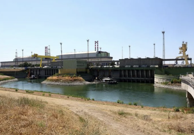 Hungría detuvo su única central nuclear por el bajo nivel del río Danubio