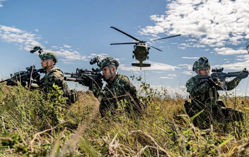 Ataques de disidencias de las FARC dejan tres soldados muertos y seis heridos en Colombia